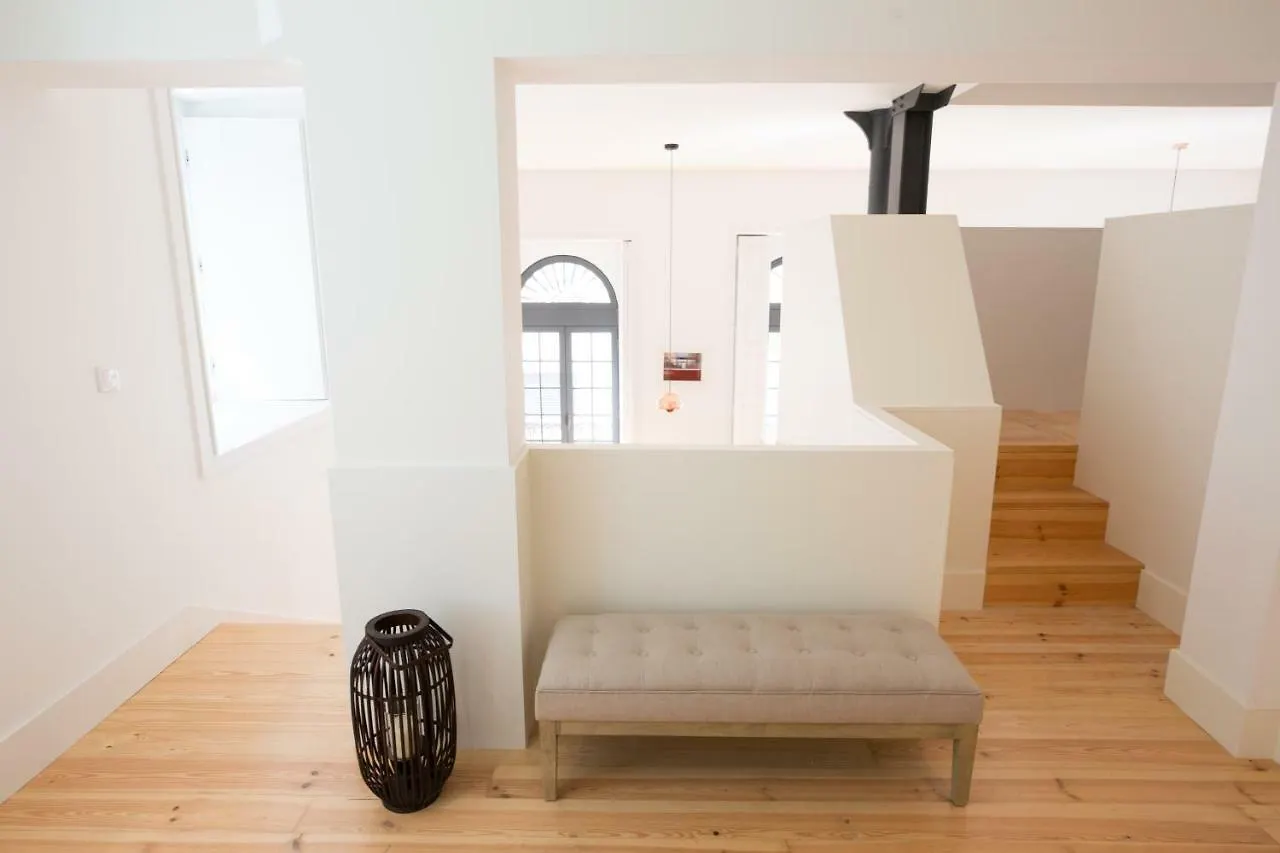 Apartment Flh Santa Catarina Modern Place Lissabon